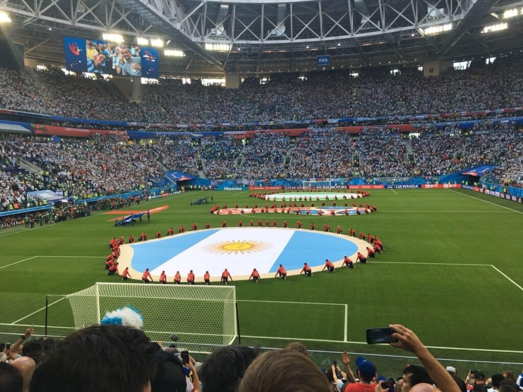 Bandera Argentina en la cancha Rusia 2018